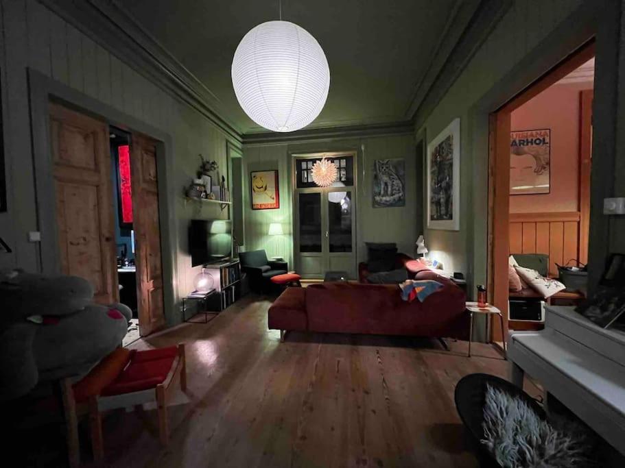Elegant & Quiet Apartment In Historic House - Prime Location In Oslo West Kültér fotó